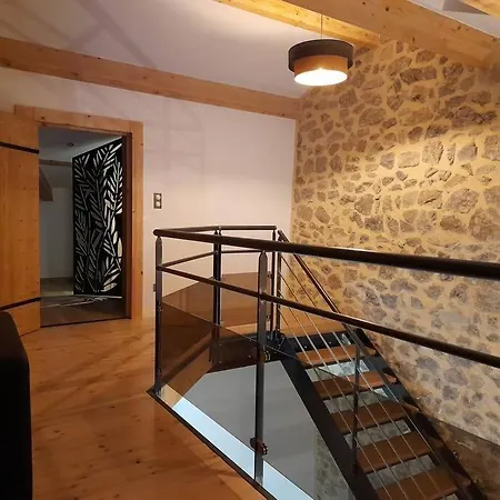 Maison Centre De Avec Terrasse Et Terrain * Saugues