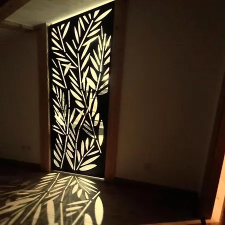 Maison Centre De Avec Terrasse Et Terrain *