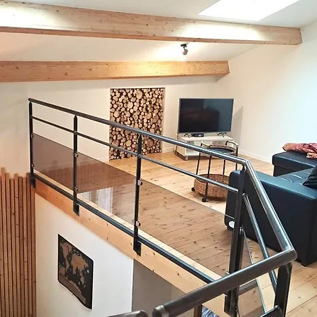 Maison Centre De Avec Terrasse Et Terrain * Saugues